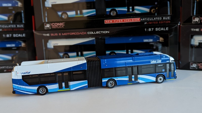 Grand Rapids "Laker Line" - NFI Xcelsior XN60 - Laker Line